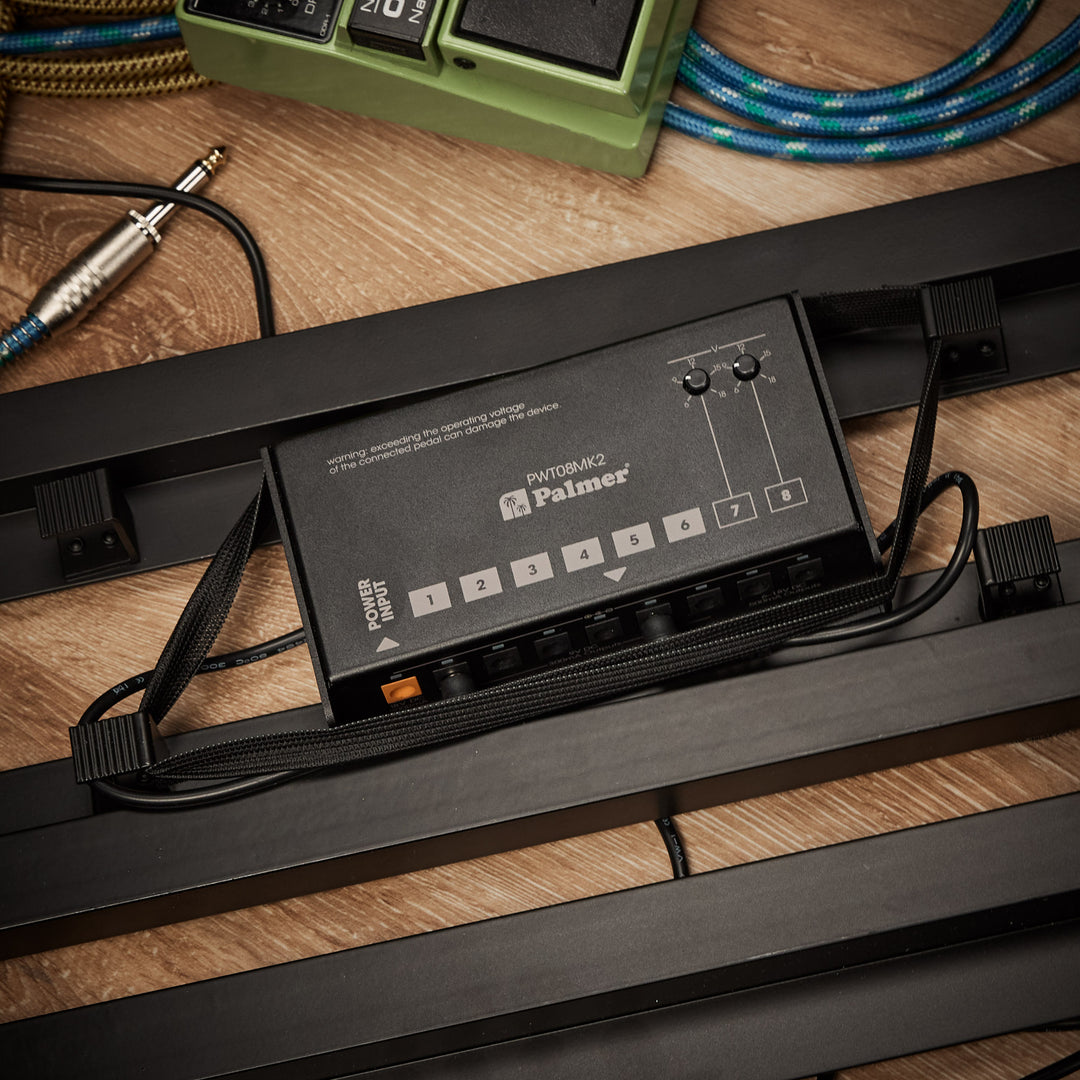 Palmer PWT 08 MK2 - Bloc d'alimentation universel pour pedalboard à 8 sorties