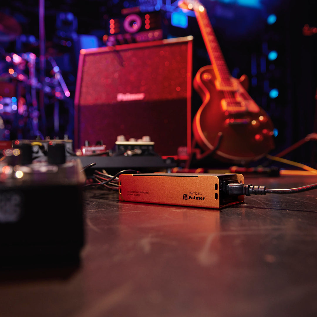 Palmer PWT 12 IEC - Bloc d'alimentation universel pour pedalboard avec USB