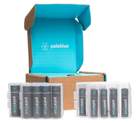 Kit de développement durable Pale Blue 8xAA/8xAAA inclus, 2 câbles USB-C et cases pour piles