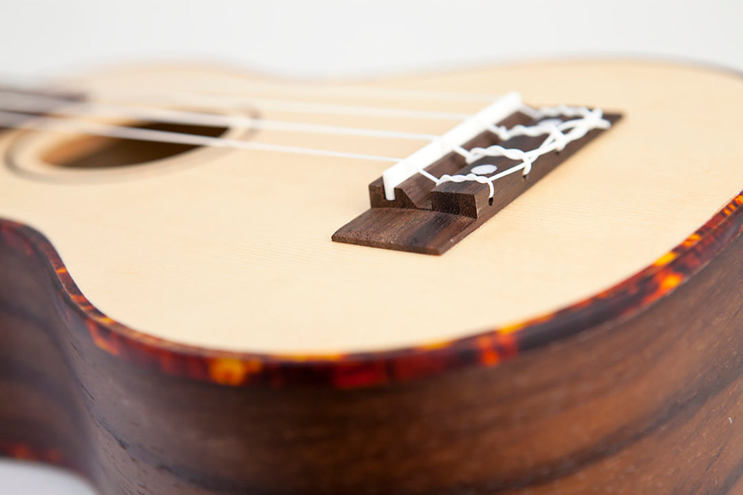 Reno RU230 Ukulélés Soprano (Naturel)