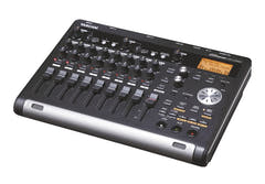 Tascam DP-03SD enregistreur numérique 8 pistes avec carte SD de 4GB