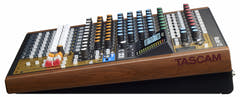 Tascam Model 12 mixeur analogique et enregistreur numérique 12 pistes