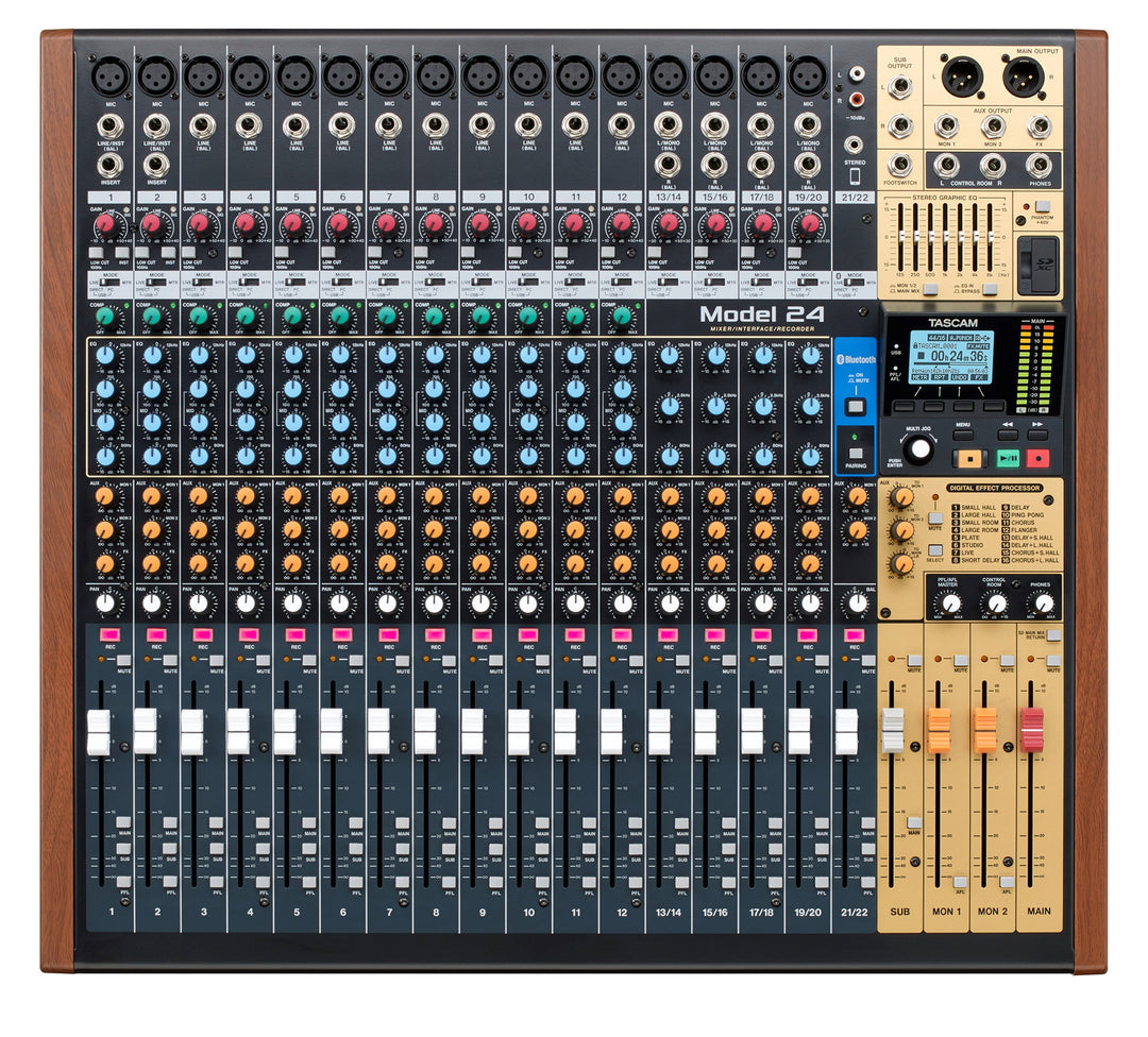 Tascam Model 24 console analogique et enregistreur numérique 24 pistes