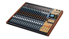 Tascam Model 24 console analogique et enregistreur numérique 24 pistes