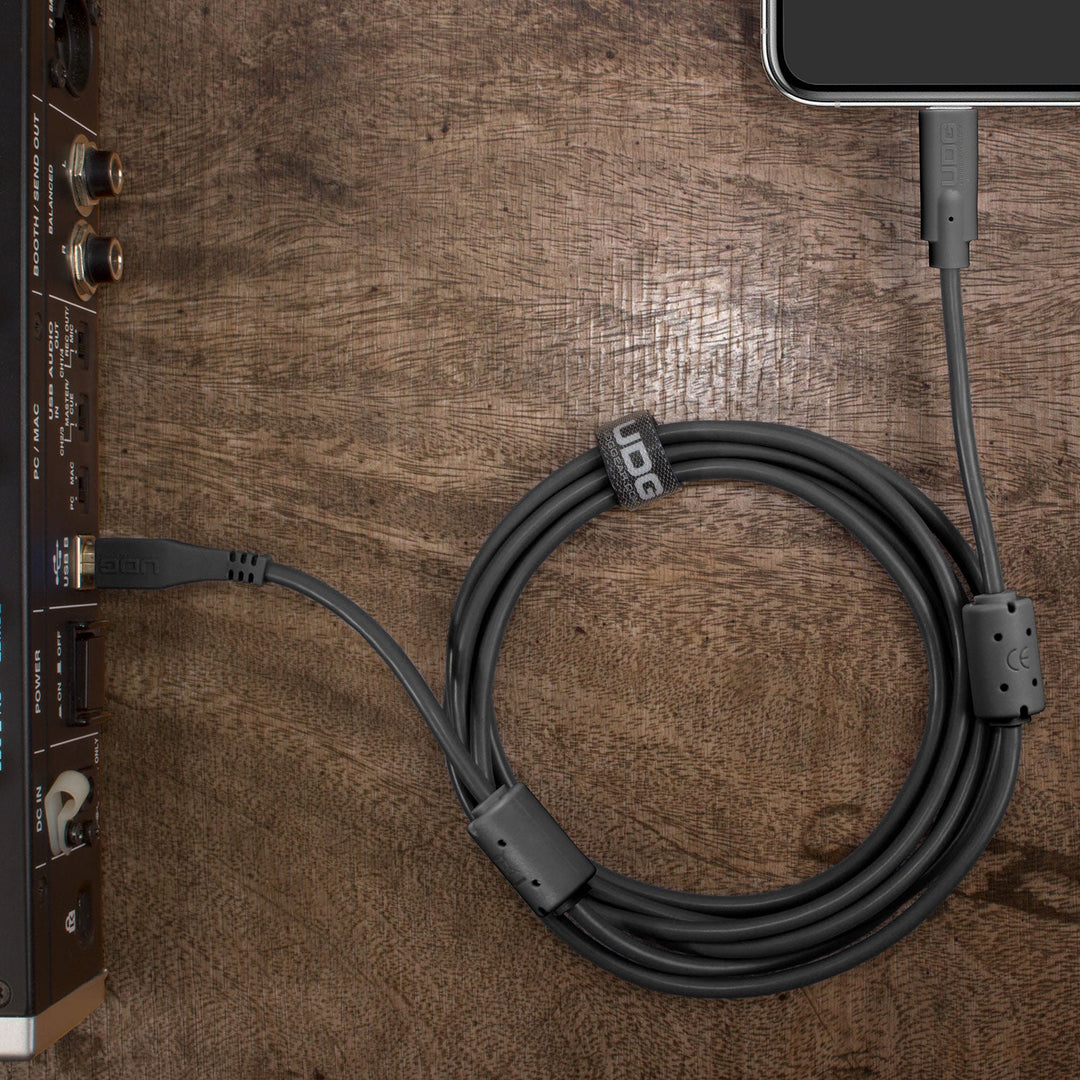 UDG Ultimate Audio Cable USB 2.0 C-B Noir Droit 1,5m