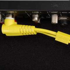 UDG Ultimate Audio Cable Set RCA Droit-RCA Coudé Jaune 3m