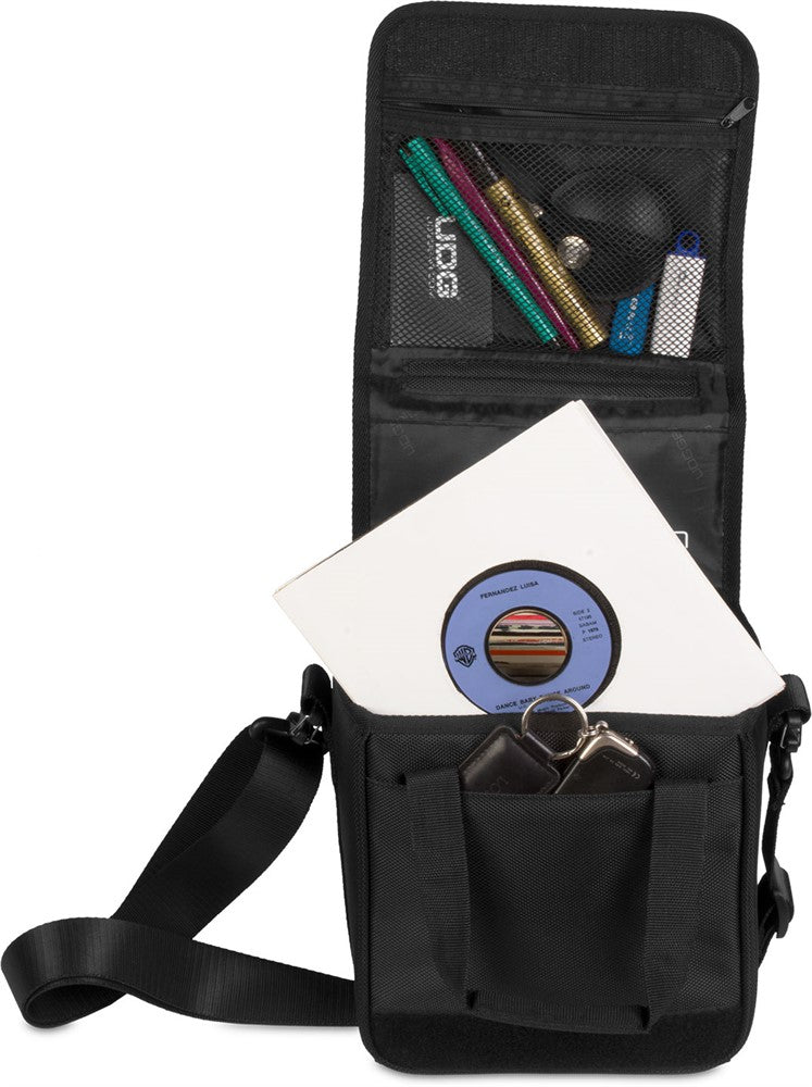 UDG Ultimate 7" SlingSac 60 Noir