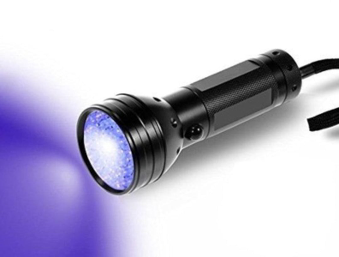 Lampe de poche UV avec 51 LED diodes