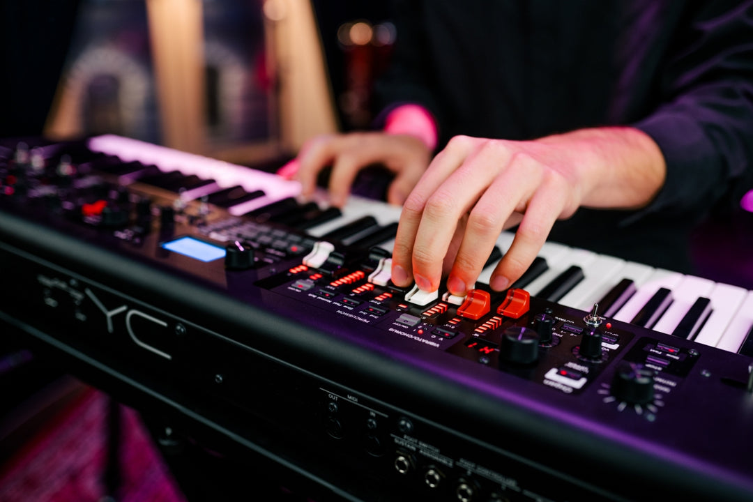 Yamaha YC61 Digital Stage Craviers (Waterfall)