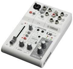 Yamaha AG03 MkII - Pack Live Streaming (Blanc)