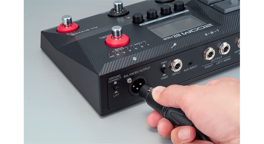 Zoom B2 FOUR Bass Multi-Effect Pedal