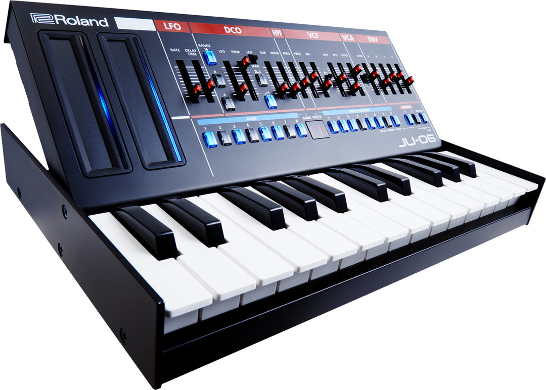 Roland JU-06A Module de son