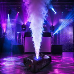 Light4Me JET-1500LED Machine à brouillard verticale LED