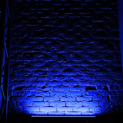 Light4Me Strobe Multi Bar LED – RGB+CW Strobe et blinder