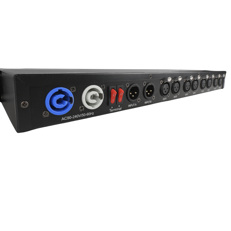 LIGHT4ME XSPLIT 2x4 DMX Splitter