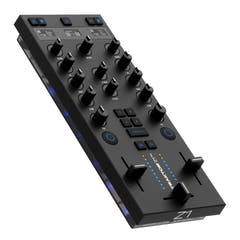Native Instruments Traktor Z1 MK2 contrôleur de mixage DJ et interface audio