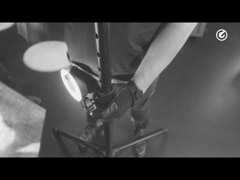 Gravity TMS 4321 B - Stand de microphone de la touring-serie avec trépied, perche standard