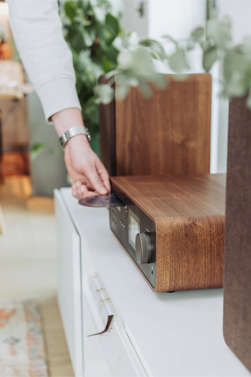 Pure Classic Système stéréo Hi-Fi – DAB+, CD, Bluetooth, 100W, Noyer
