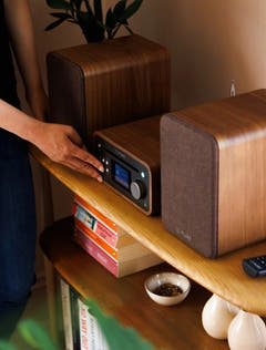Pure Classic Système Mini Hi-Fi stéréo – DAB+, CD, Bluetooth, 40W, noyer