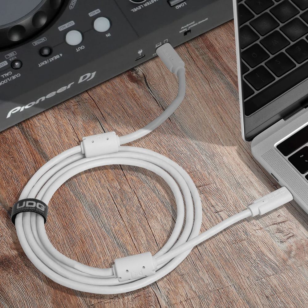 UDG Ultimate Cable USB 3.2 C-C Blanc Straight 1,5m